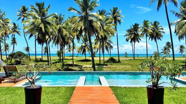 Casa de condomínio à venda com 8 quartos, 800m²