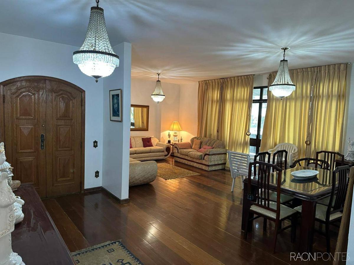 Apartamento com 4 quartos, 200m², à venda em Niterói, Ingá