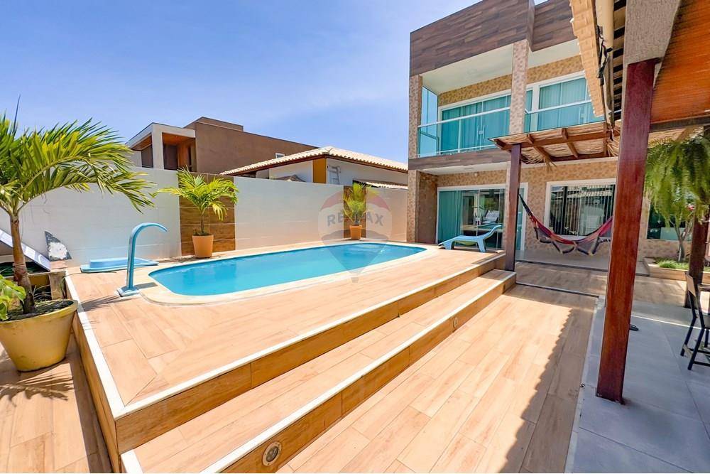 Casa á venda no condominio Aquaville Arembepe- Bahia.