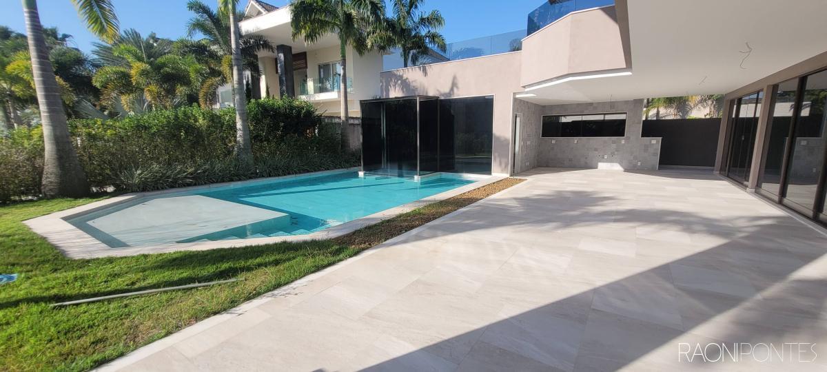 Casa de condomínio com 4 quartos, 1400m², à venda em Rio de Janeiro, Barra da Tijuca