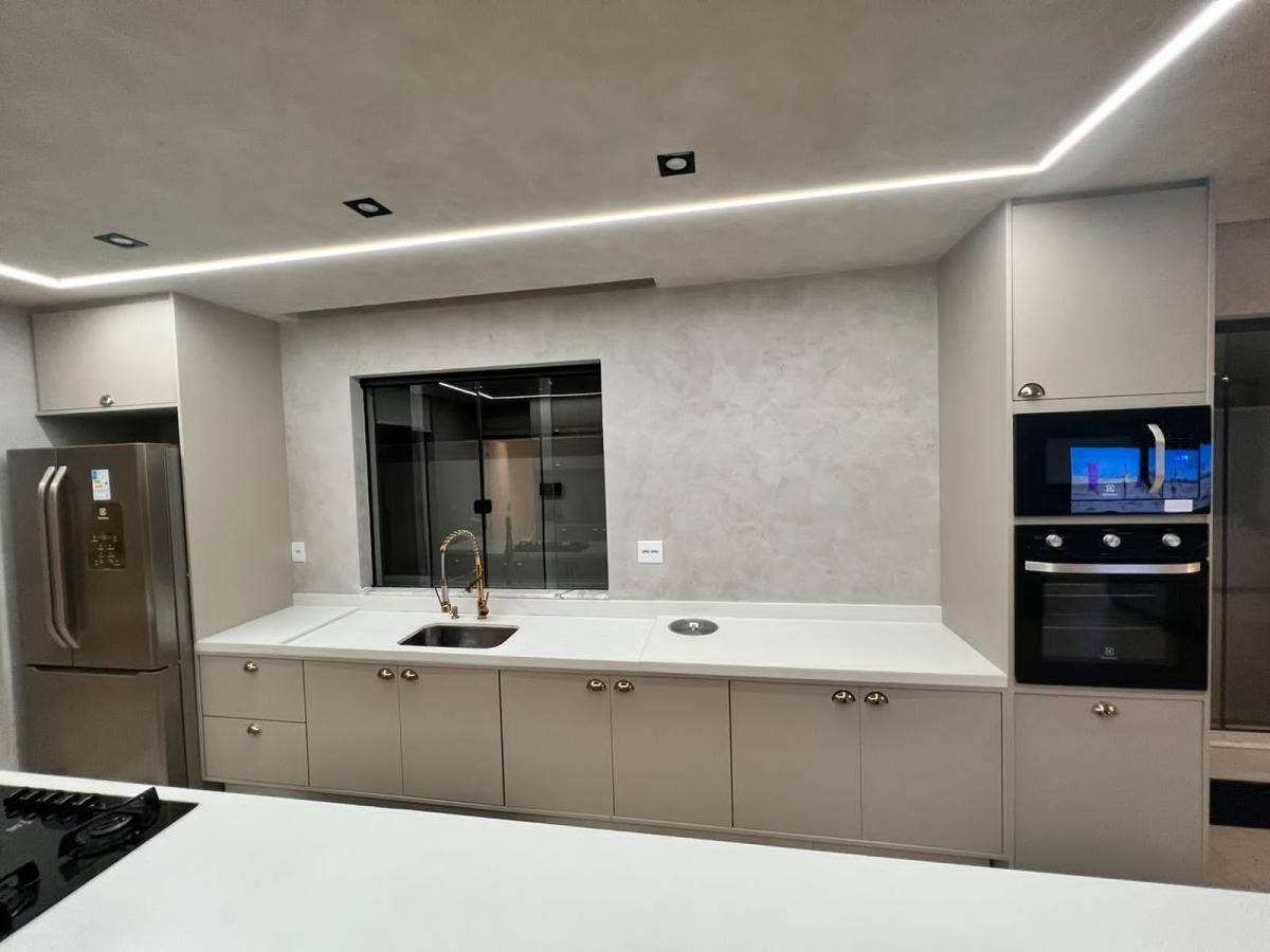  - Casa de condomínio em Rio de Janeiro, Recreio dos Bandeirantes, com 4 quartos, 600m²