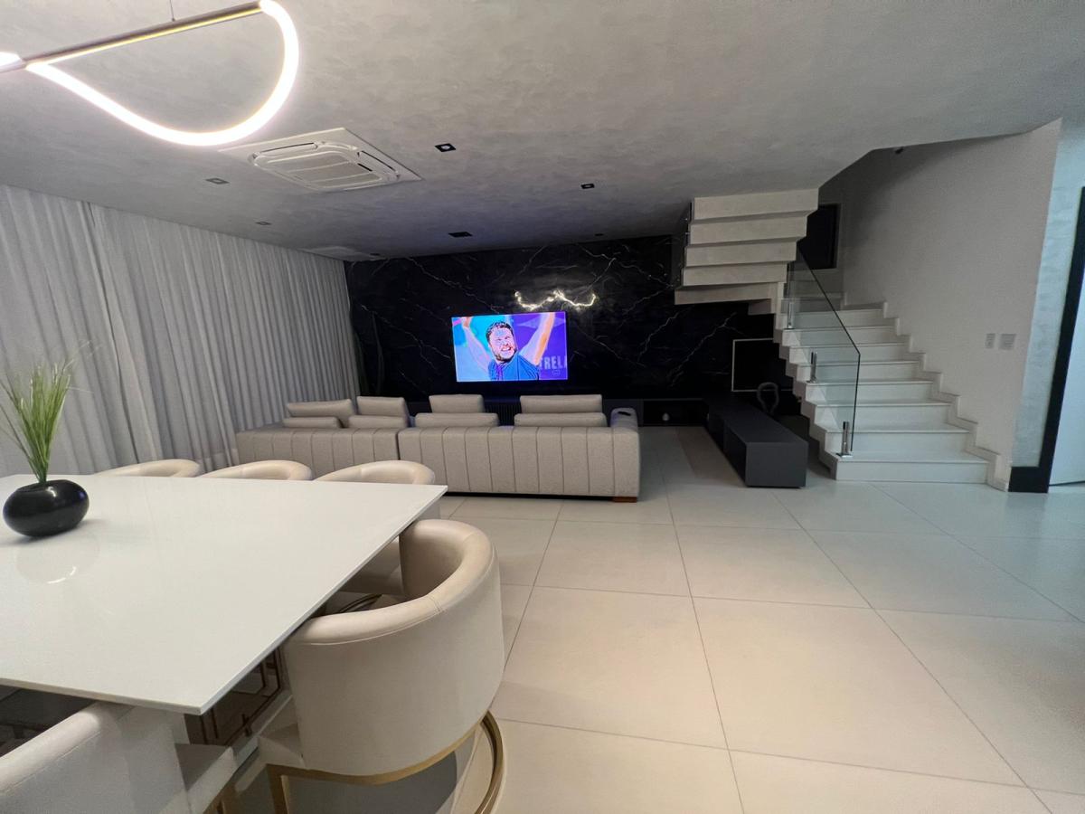 Casa de condomínio em Rio de Janeiro, Recreio dos Bandeirantes, com 4 quartos, 600m² - Amar Imóvel
