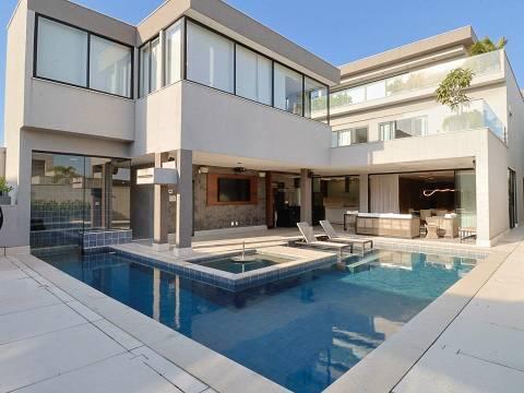 Casa de condomínio com 5 quartos, 900m² em Rio de Janeiro, Barra da Tijuca