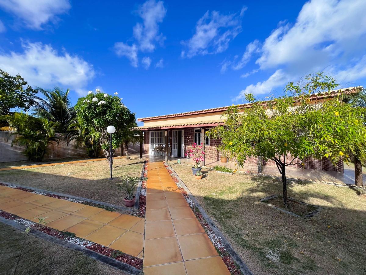 Casa em Itacimirim: Conforto, Natureza e Proximidade da Praia! 1.000m2