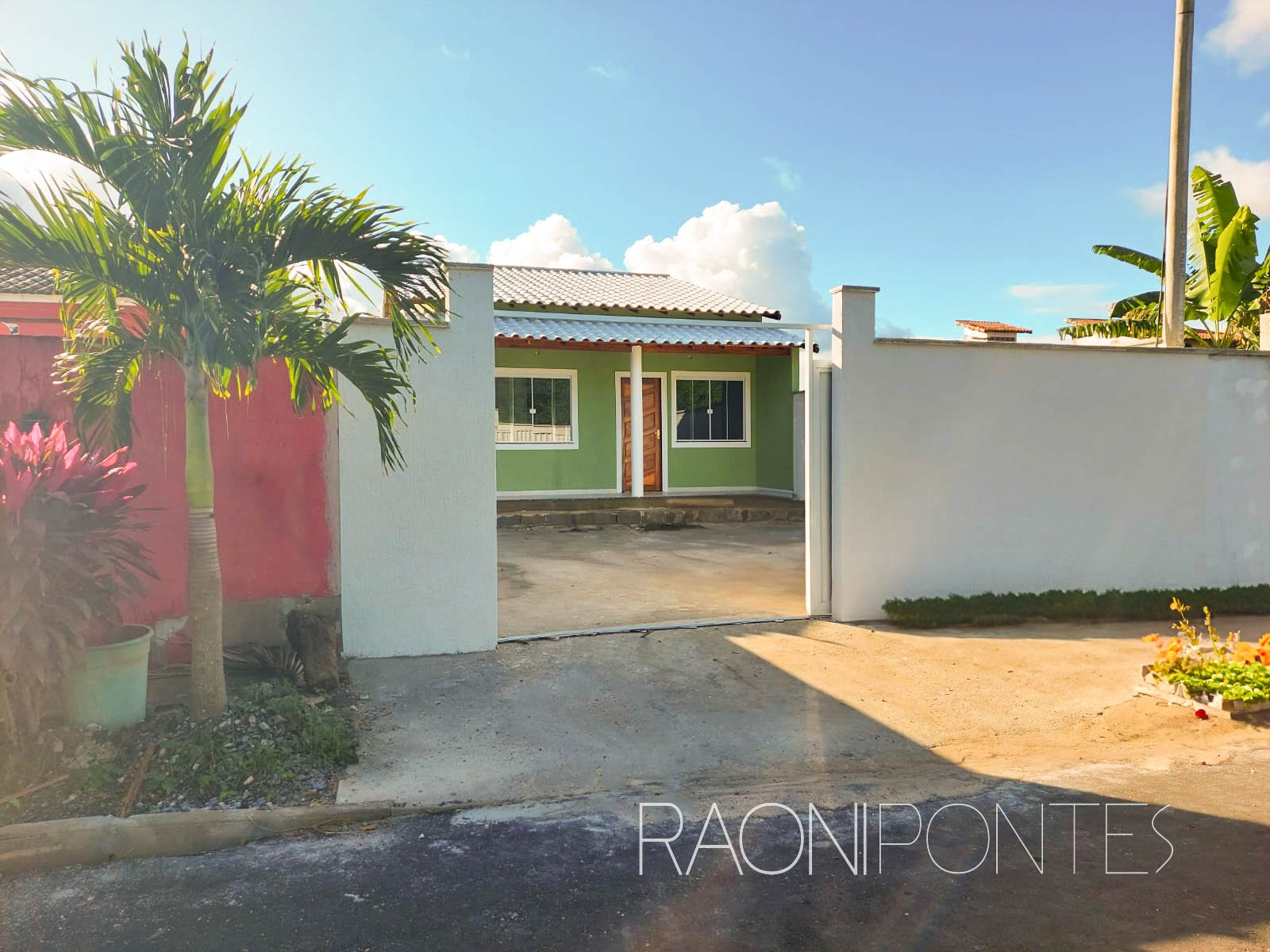 Casa encantadora disponível no bairro Raphaville, Maricá-RJ